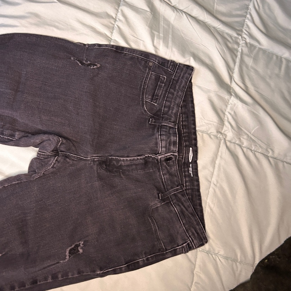 Black Distressed Mid-Rise Pop Icon Skinny Jeans